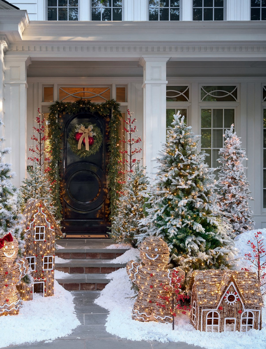 Pottery Barn - Holiday 2024 - Page 4-5