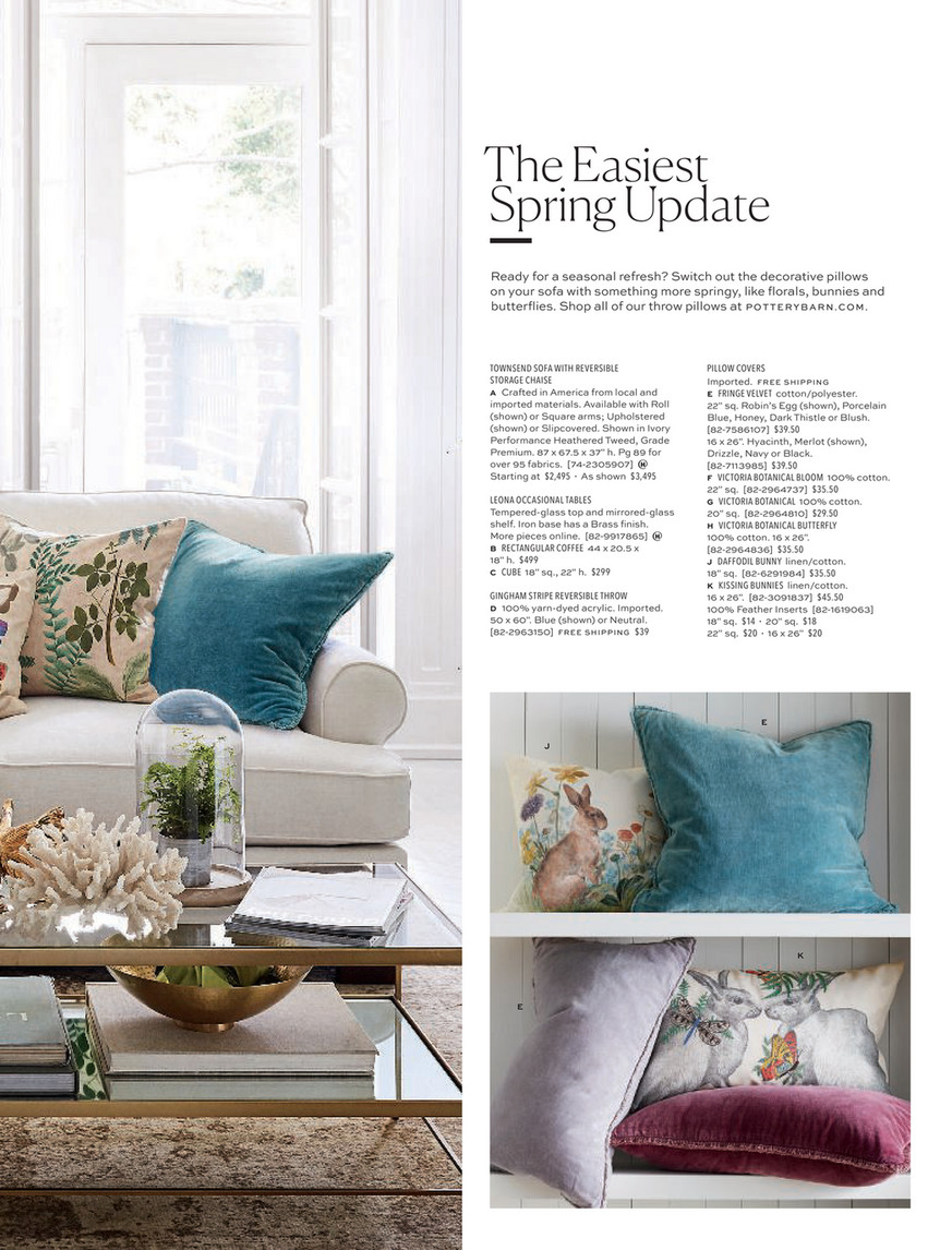 Pottery Barn Spring 2019 D3 Townsend Roll Arm Upholstered Sofa
