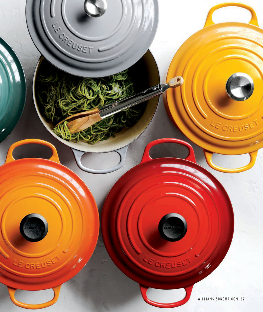 LE CREUSET - とも Le Creuset Signature Enameled Cast-Iron 7 1/4 QT Round Dutch