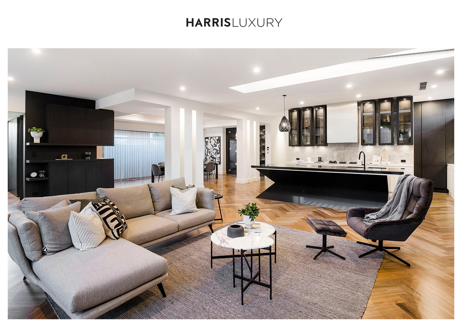Harris Real Estate Luxury Booklet 2021 Page 1