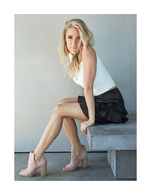 Lash split shaft outlet bootie kristin cavallari