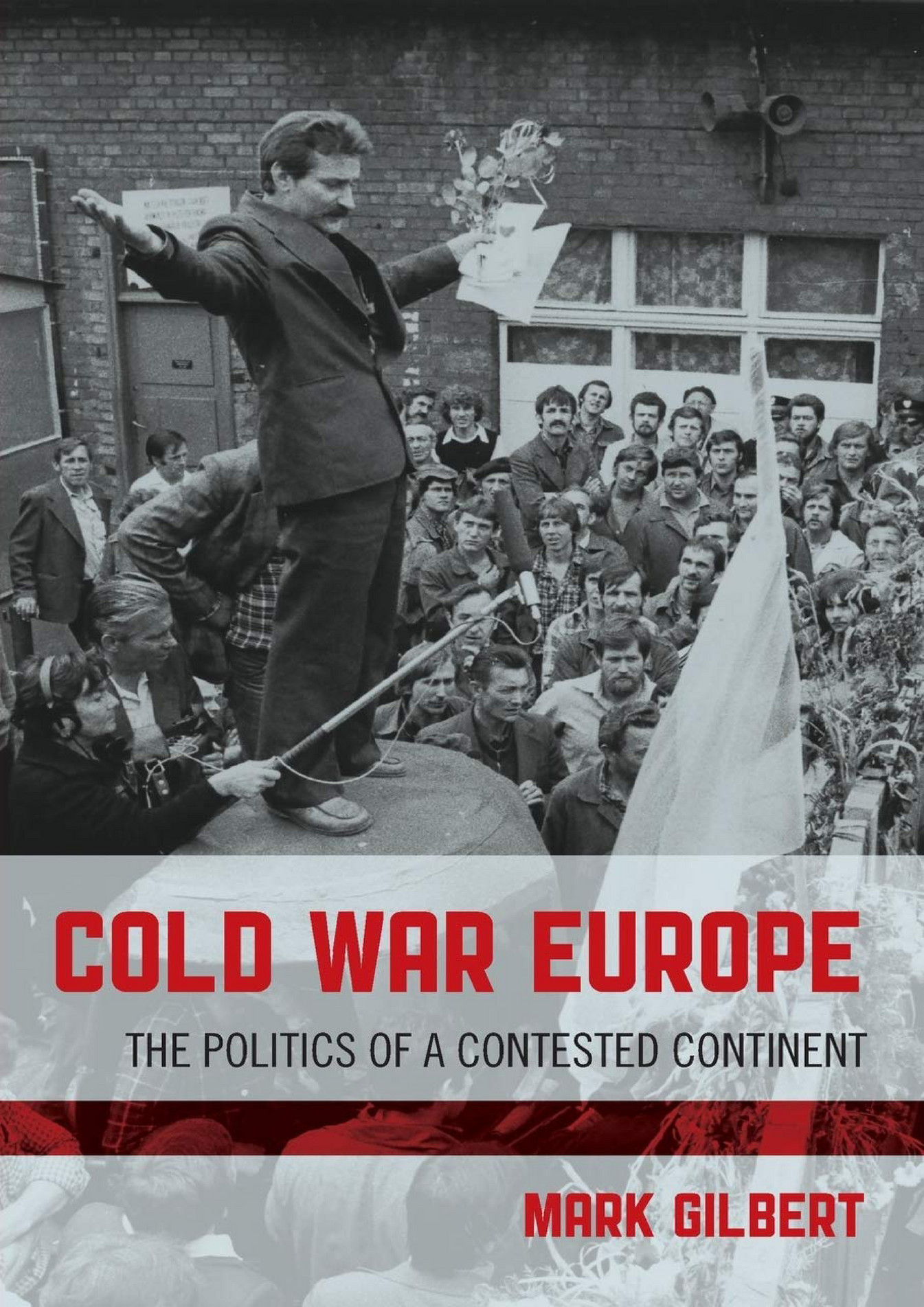 Horacio - BOOK Cold War Europe The Politics of a Contested Continent 