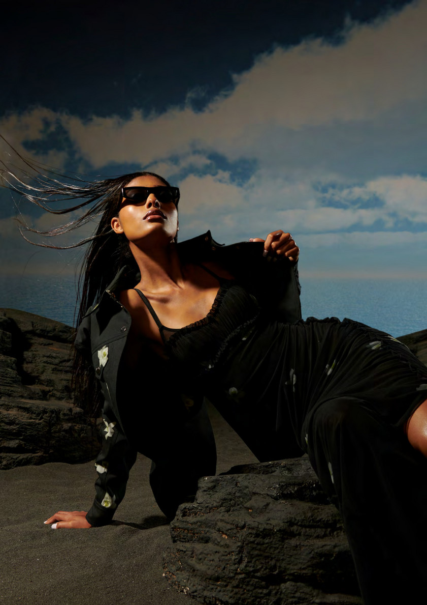 PINKO - REIMAGINE FW 23 - Page 4-5