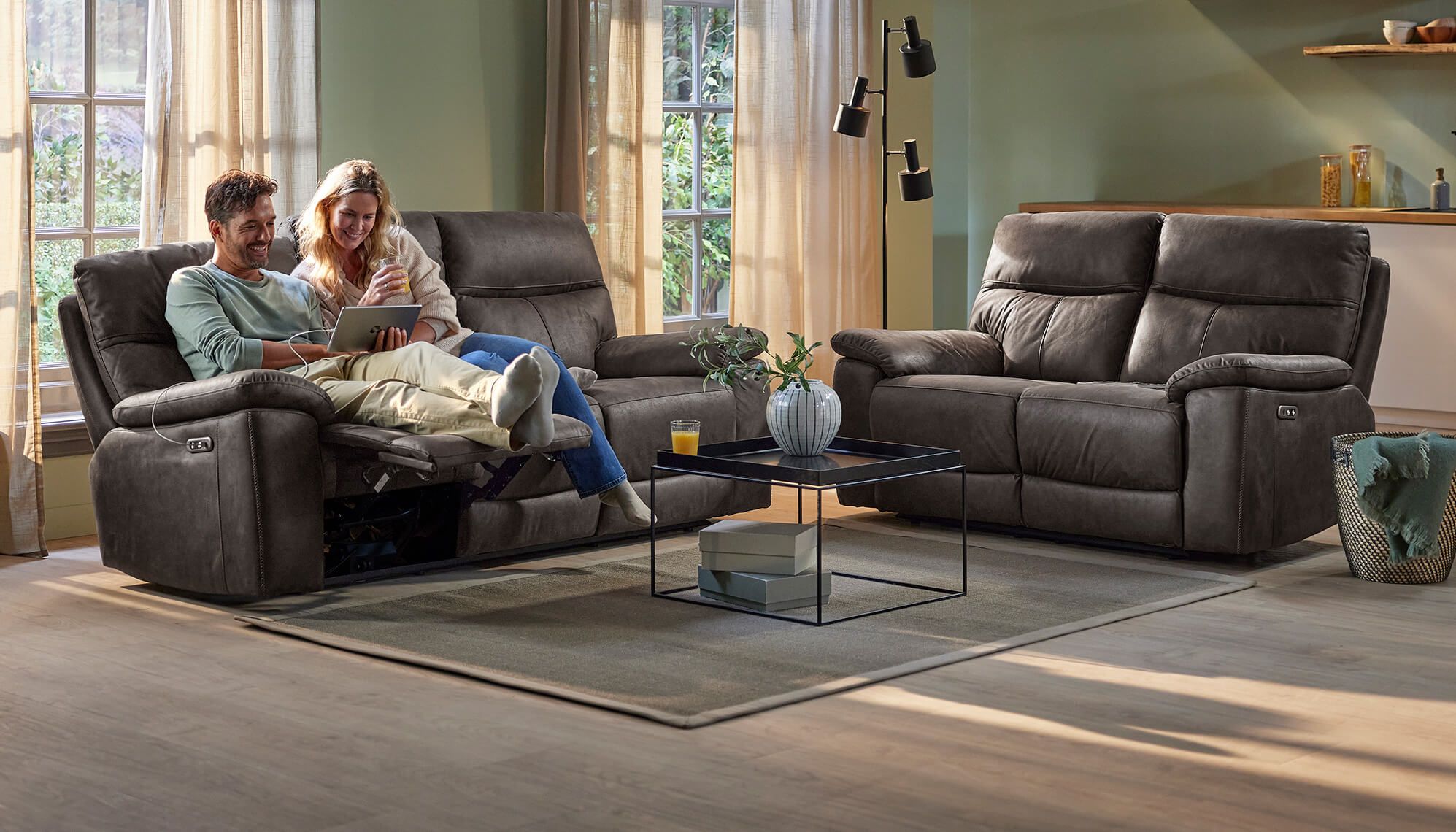 Seats and Sofas - Kingston 3-Zits of 2-Zits Salon